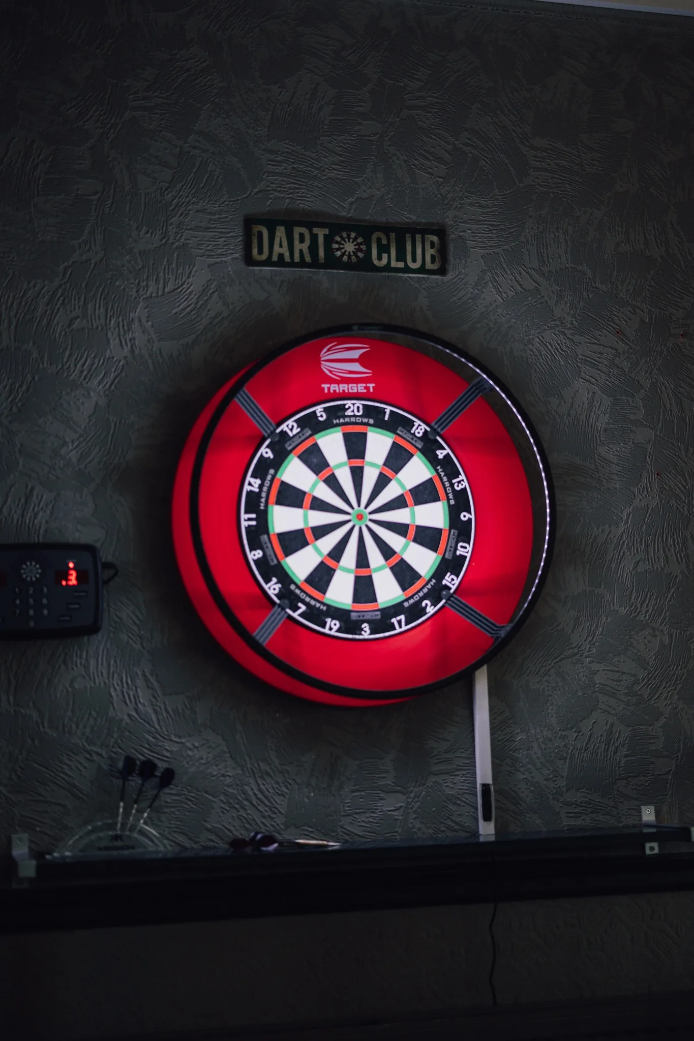 Pool table at Half Moon Elloughton